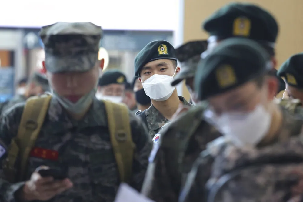 欲仿網紅赴烏克蘭志願參軍　南韓陸戰隊現役士兵遭驅逐出境