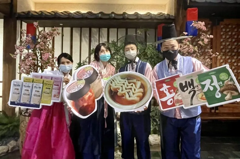 用味蕾出國　百貨量販推出日韓物產展還有台日混血萌糕點