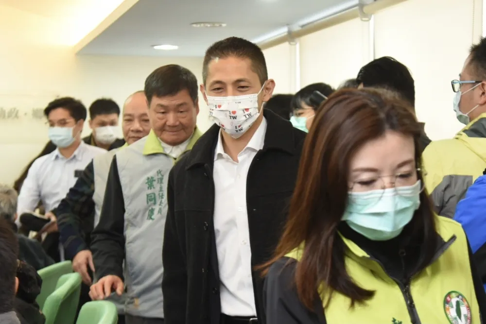 【爭26席提名】民進黨北市議員參選爆炸   各派系共34人登記