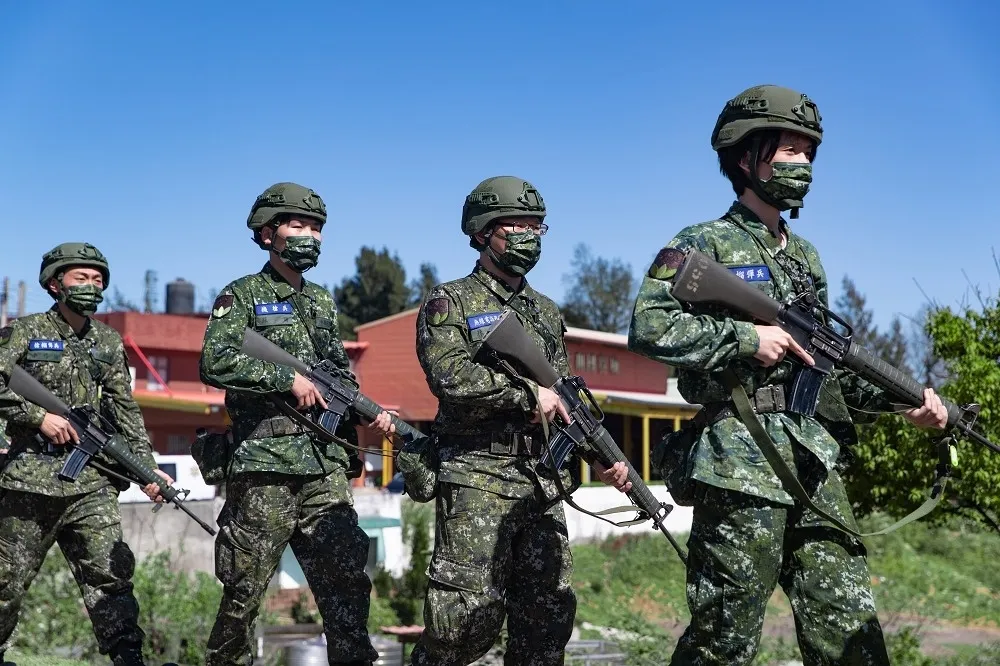 投書：防衛台灣　海峽、飛彈之外的關鍵在民心