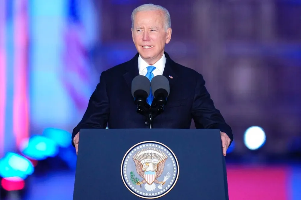 拜登公開稱普丁「不能繼續掌權」　白宮官員澄清：並未呼籲俄政權交替