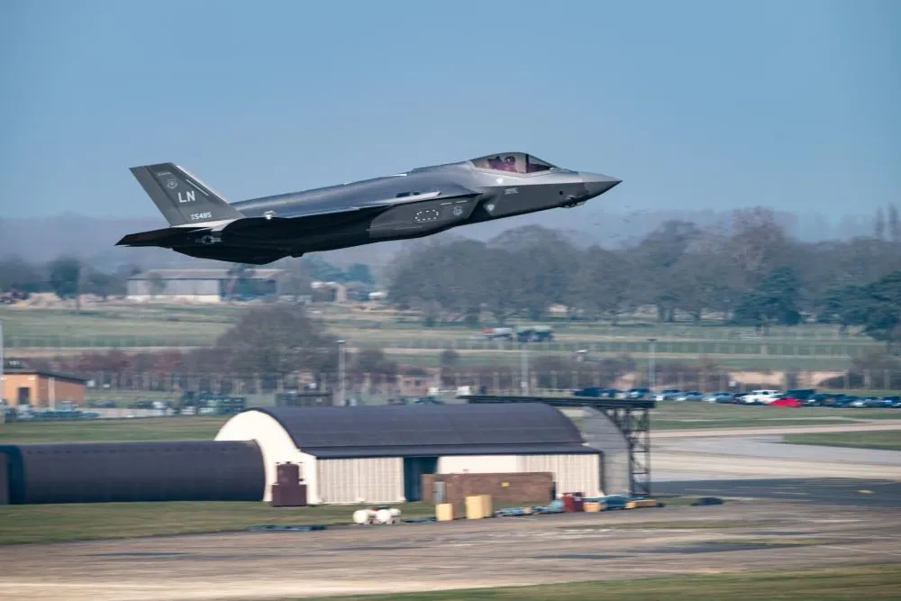 保留獅鷲為備案　加拿大正式將F-35A列為「新戰機第一選擇」