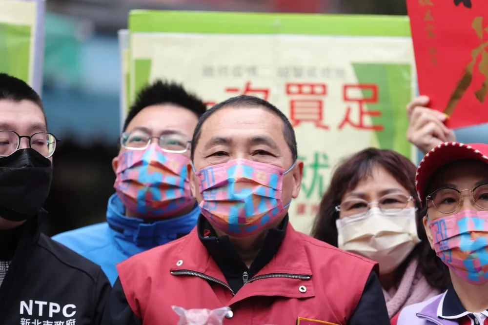 【疫情延燒】新北再+7　中和行政人員同棟住戶6人確診、勞保局員工也中鏢