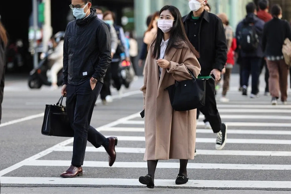 忽冷忽熱！今南部高溫飆30°C　北台周四起又要變天