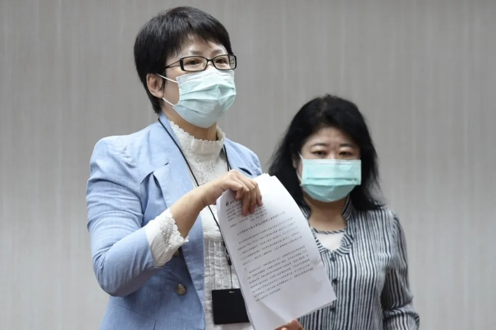 勞動局長疑違反行政中立　蔡炳坤：言論顯有不當、會建請行政處分