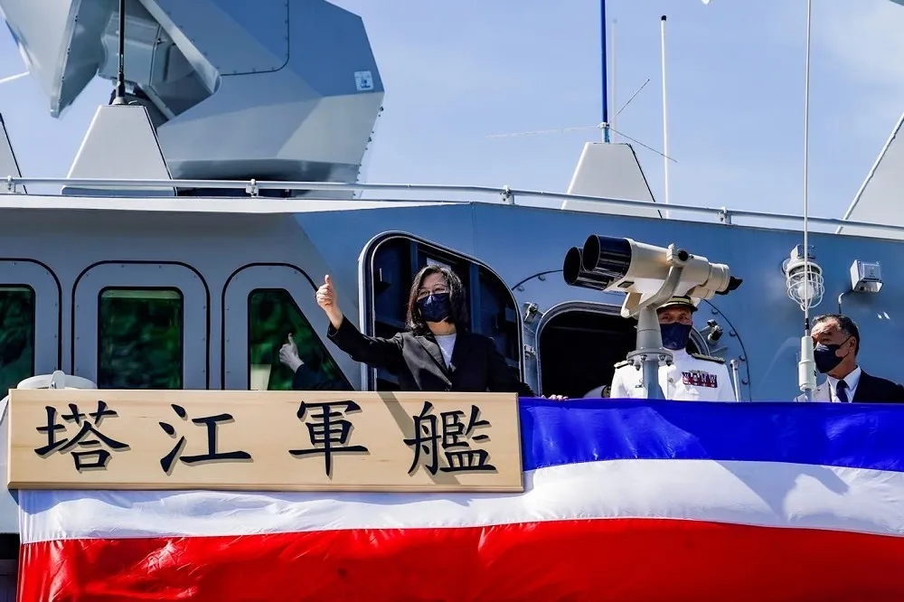 海軍傷腦筋！「塔江軍艦」成軍服役半年　砲控、雷達系統測評狀況多