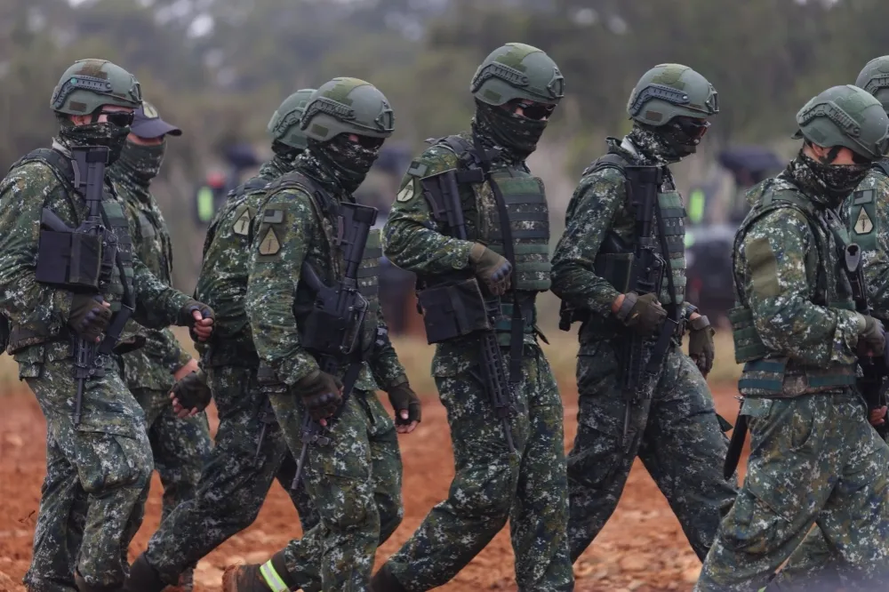嘉縣精忠營區又添5新兵染疫已累積7人　194人休假外出急召PCR採檢