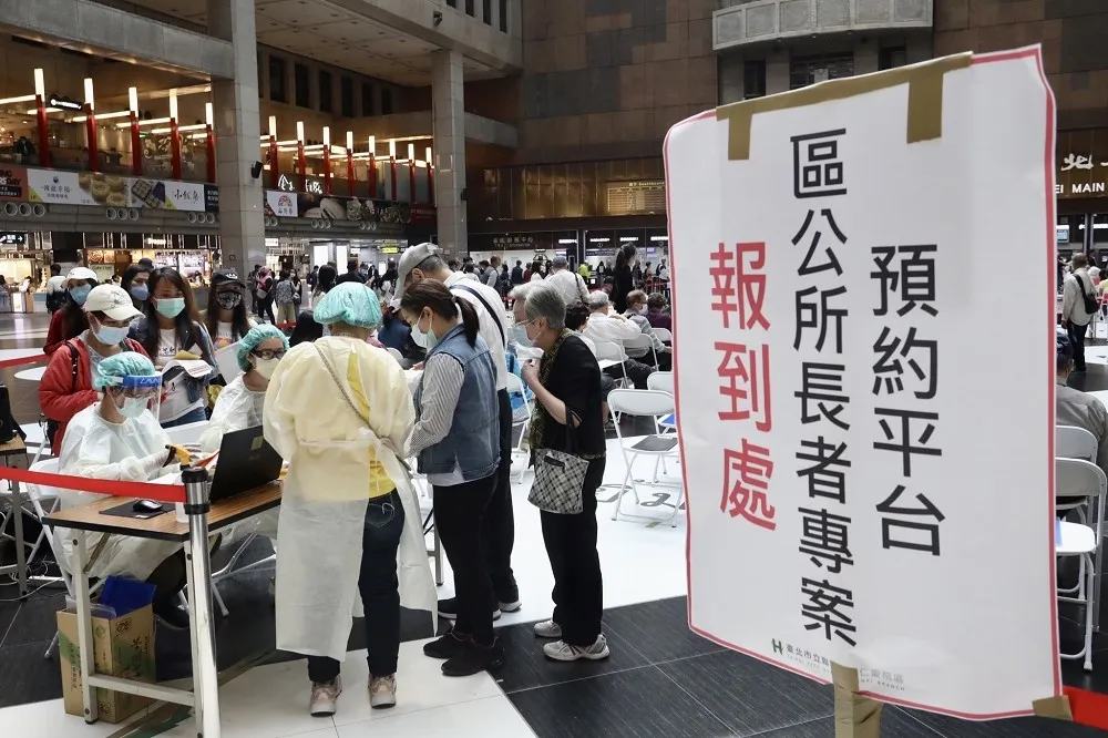 防重症！陳時中促長者疫苗打好打滿　500元獎勵延長送到5月底