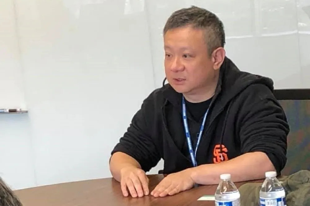 不爽「神回覆」砸神像！　宣明智兒痛毆通靈藝人被起訴