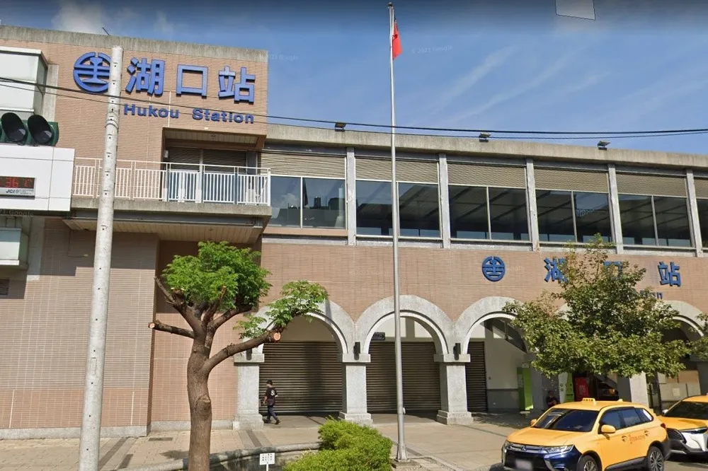【竹縣+12揭足跡】5條毒鏈竄！新湖國小急篩2千人　仰德高中群聚再燒4例