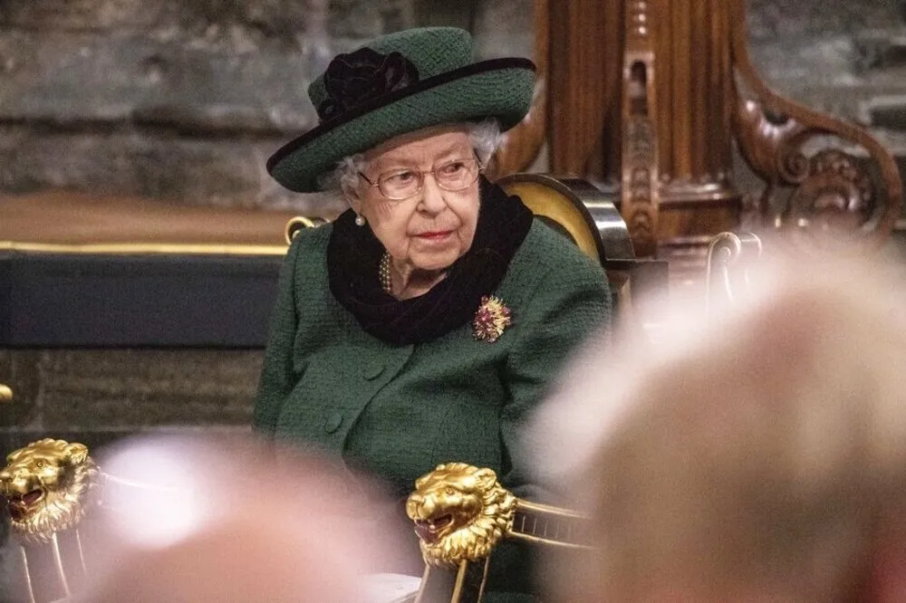 首次回憶染疫經歷　95歲英女王坦言：新冠病毒讓她疲憊不堪