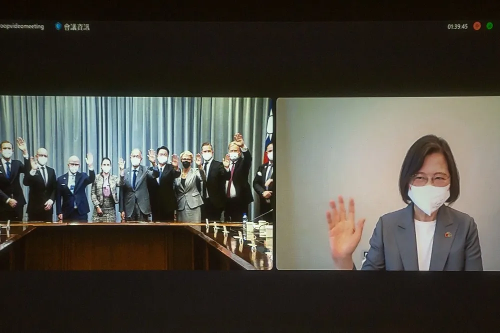 瑞典議員訪團「挺台抗威權」　蔡英文視訊接見：盼台瑞直航促台歐交流