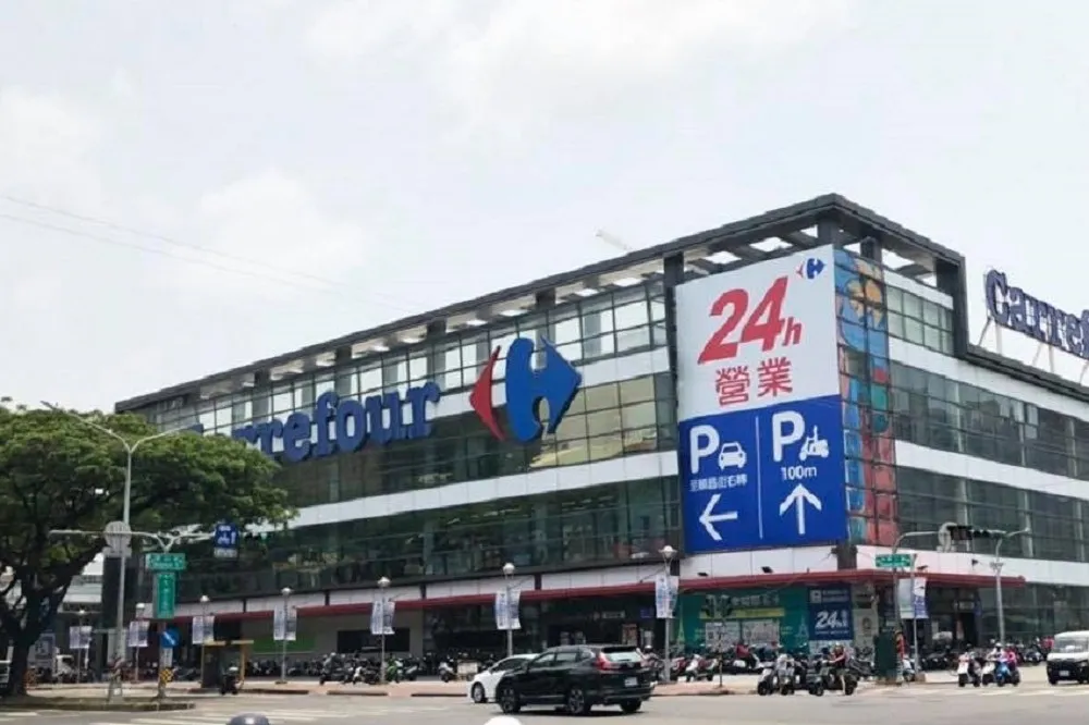 高雄+61創新高！外縣市旅遊史占14例　足跡曝高鐵、量販店、鳳山青年夜市都入列