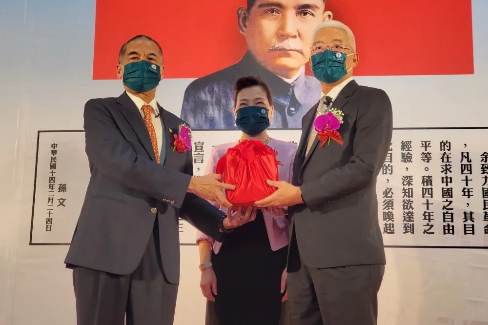 「油人老兵」帶領中油邁向轉型之路！新任董事長李順欽、總經理方振仁就任