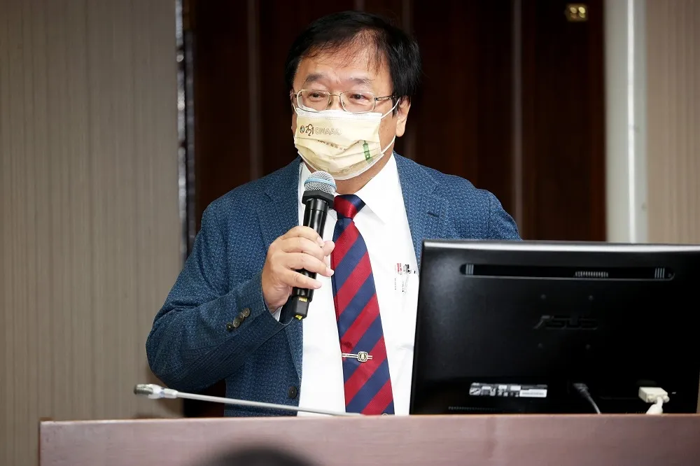 傳7月接衛福部長　立委邱泰源反讚：支持陳時中選北市長