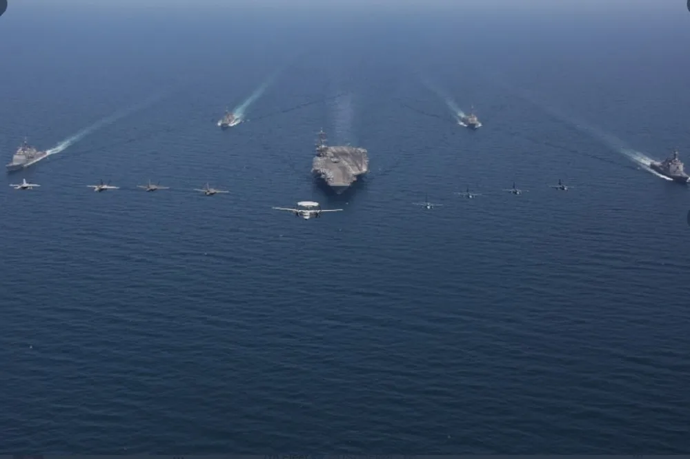  美日聯合軍演照曝光　美航母5年來首次駛入日本海