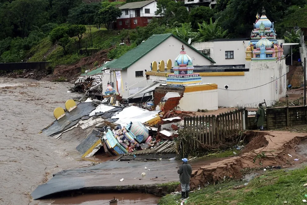 南非港口城市破紀錄暴雨釀洪災　累計死亡人數逾300人