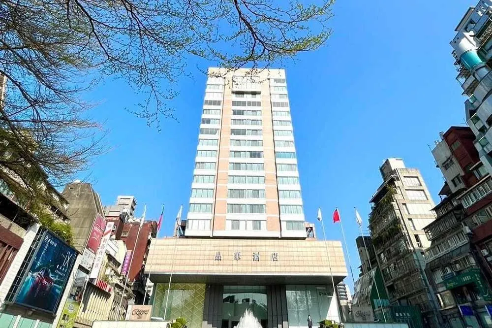 【台北+140】確診足跡橫跨10行政區　文華東方、晶華酒店、海底撈都中鏢