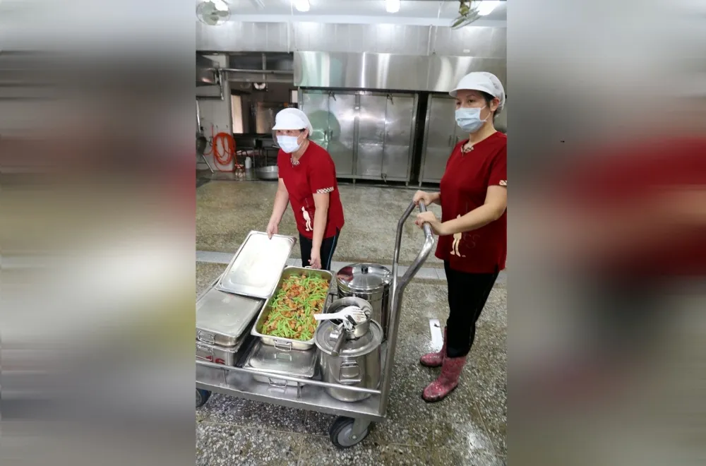 以學生權益與健康優先　不會增加學生及家長負擔　高雄市吸收營養午餐調漲差額