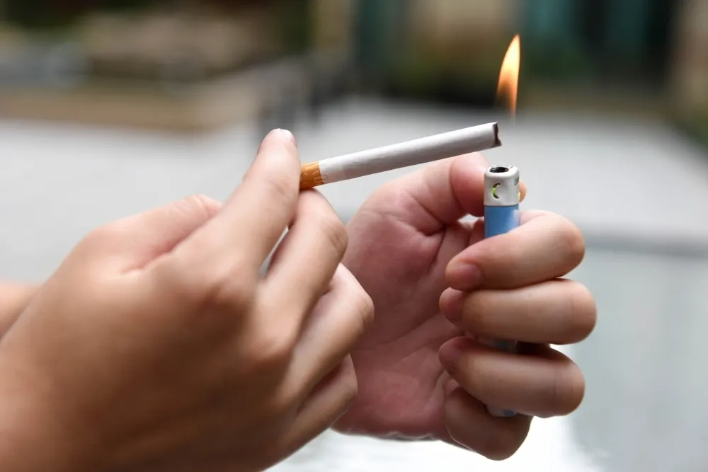 逾3成連鎖超商量販店違法販菸　7-11、全聯都上榜