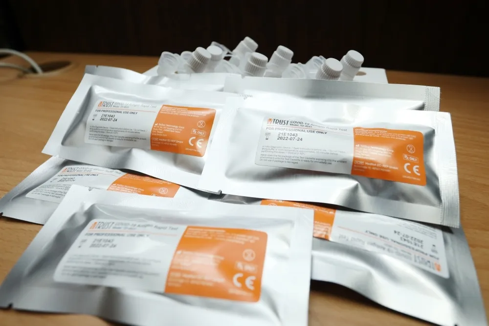 進口快篩首批傳到貨　中央推「快篩實名制」最快明上路