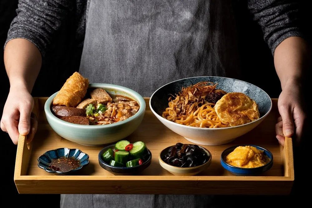 【完整菜單】烏梅汁只要 1 元！豆府餐飲集團全新品牌「阿達師五星麵舖」首店進駐台北 101