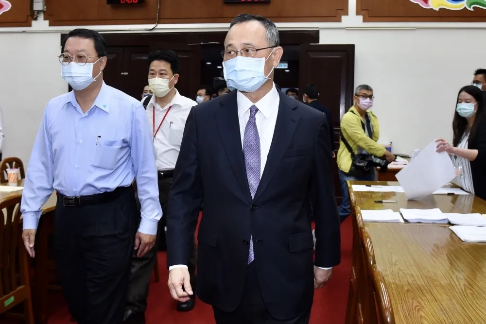 【快訊】警政署長陳家欽身體不適　晚間證實PCR陽性確診
