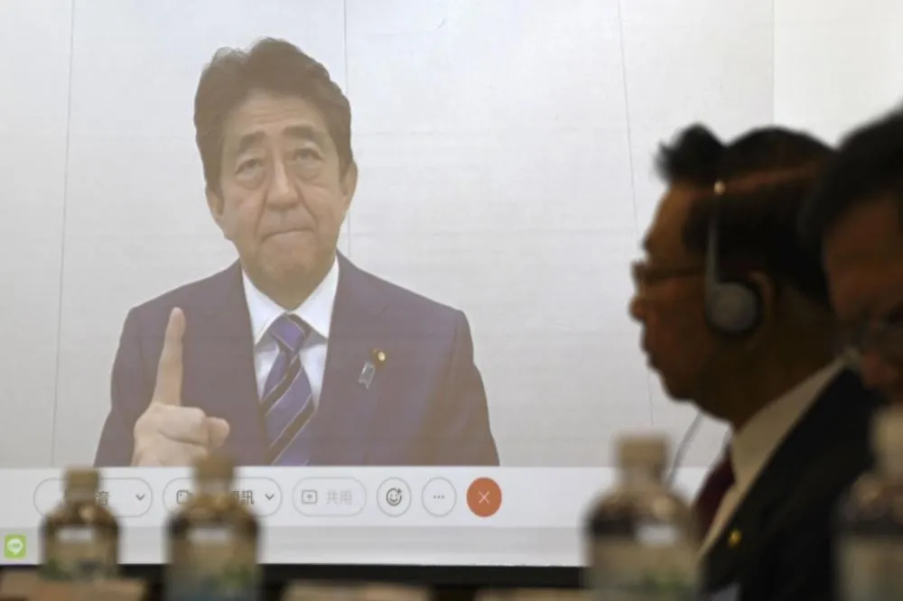 對安倍前首相在世界報投書之反思