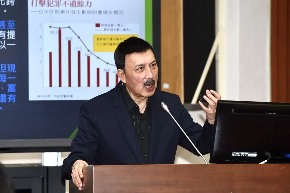 【全心顧癌女】余天退出新北黨部主委選局   表態挺何博文連任