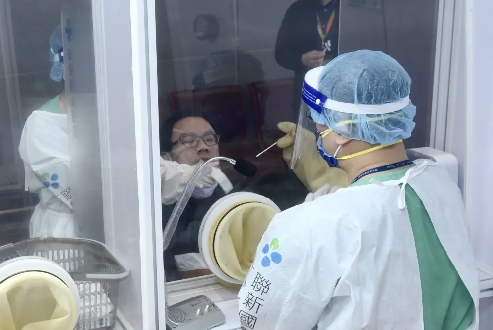 新一波死亡潮來襲？確診炸黑數　陳時中：未來不排除只能揪出一半