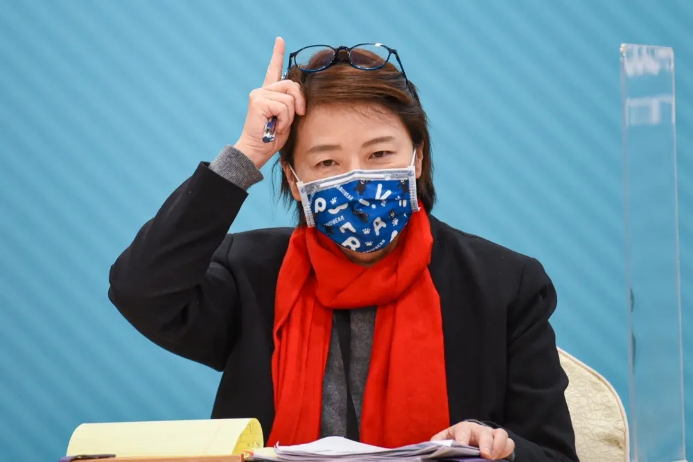 黃珊珊證實PCR陽性確診　臉書自曝：感覺很奇妙