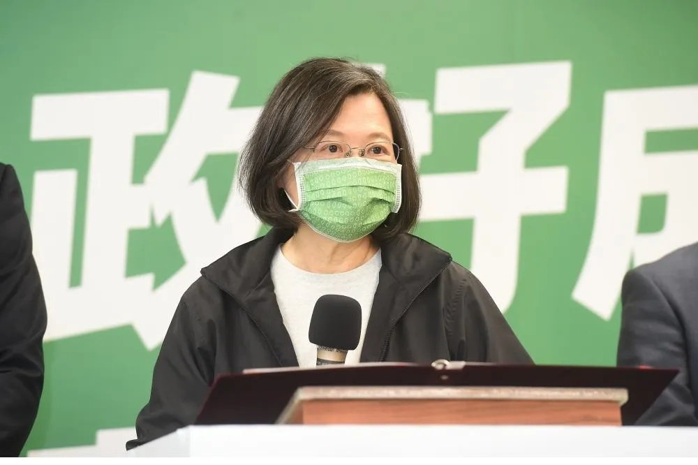 不忍了？蔡英文親上火線　指示防疫3大原則