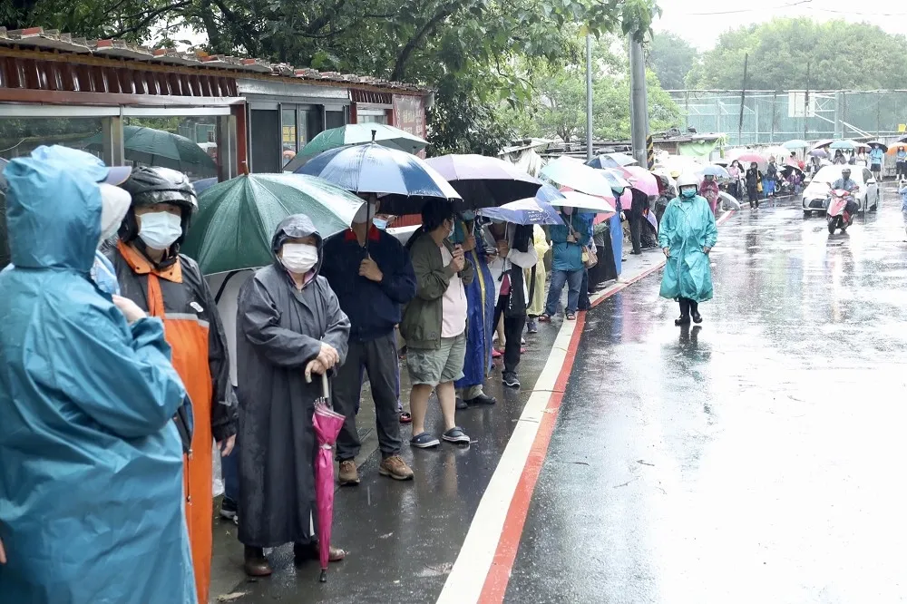梅雨季來襲！全台豪雨恐致災　最新封閉道路一覽