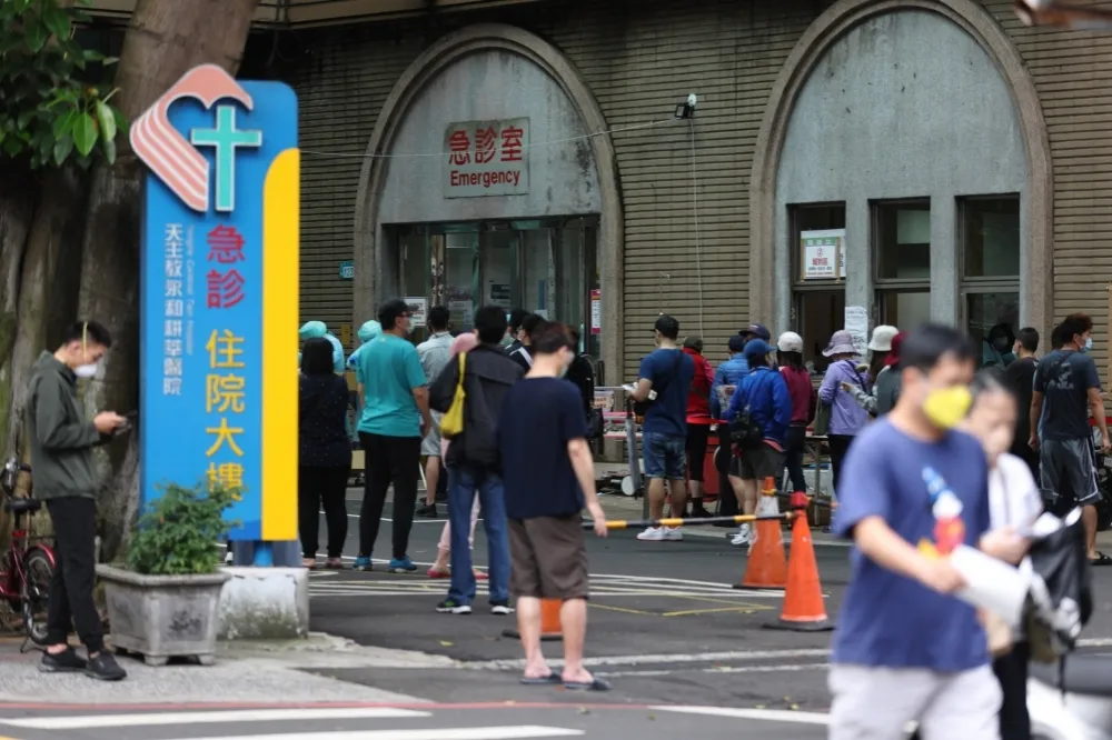 疫情海嘯襲來　北北基桃加開9處大型篩檢站一次看