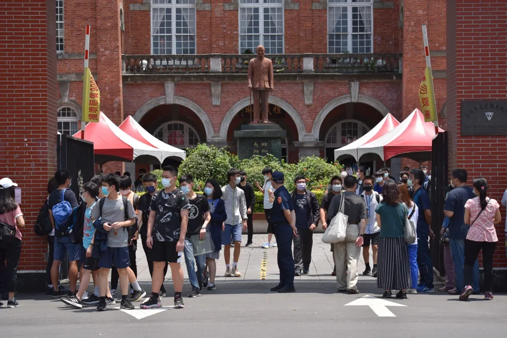 國中會考5/21登場　確診生、解隔應考條件曝