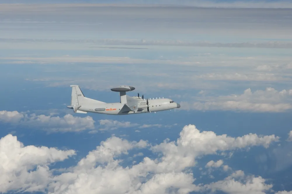 拜登啟動亞洲之旅　解放軍派14架戰機擾台