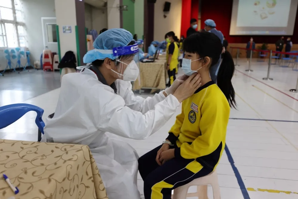 【兒童重症+3】兩例併發腦炎　羅一鈞：出現8大症狀盡速就醫