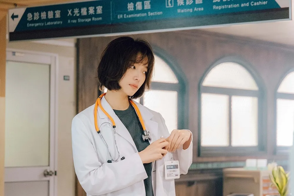 蔡淑臻《暴走女外科》揭露女性醫護心酸催淚　中國網友翻牆看高喊：這才是真正大女主劇