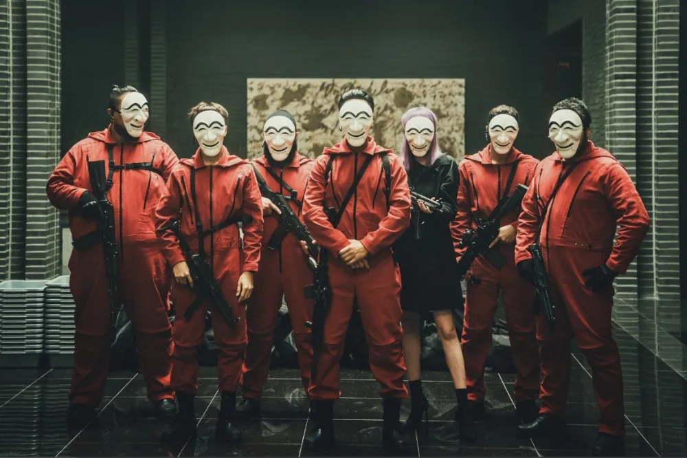 【Netflix 6月片單】精選 13 部必看韓劇、大咖電影！《紙房子：韓國篇》、《美男堂》、《還魂》不能錯過