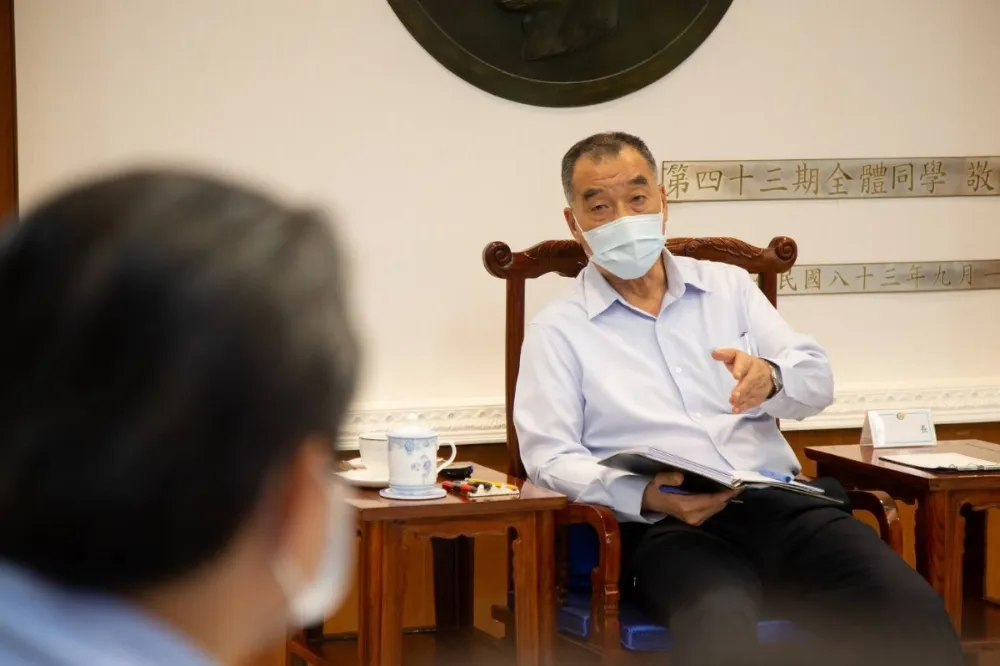 【AT-3失事】不捨飛官徐大鈞殉職　邱國正：徹查原因避憾事再生