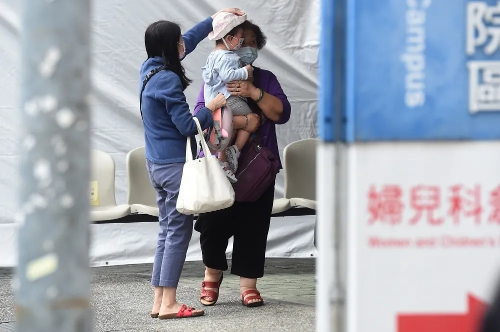 兒童確診併發腦炎已5死　李秉穎推測：病毒沿神經入侵腦幹