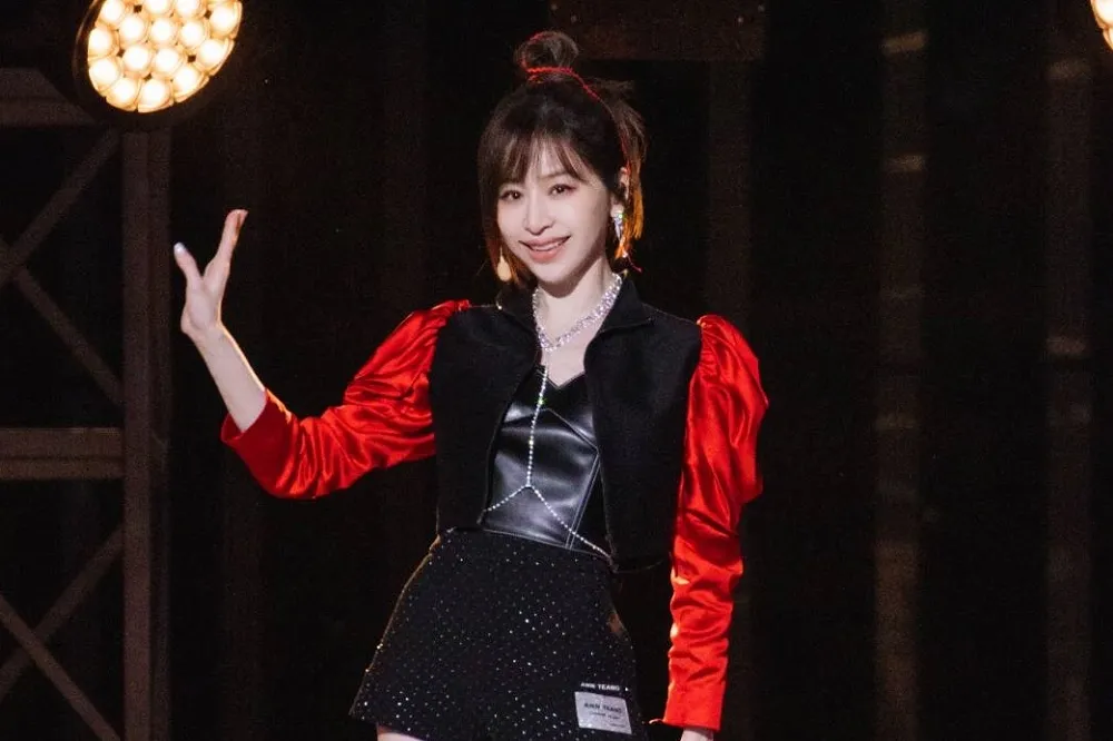 王心凌《浪姐3》遭主持人謝娜暗酸粉絲是「叔叔歌迷 」　網友轟：你年紀比甜心教主還大