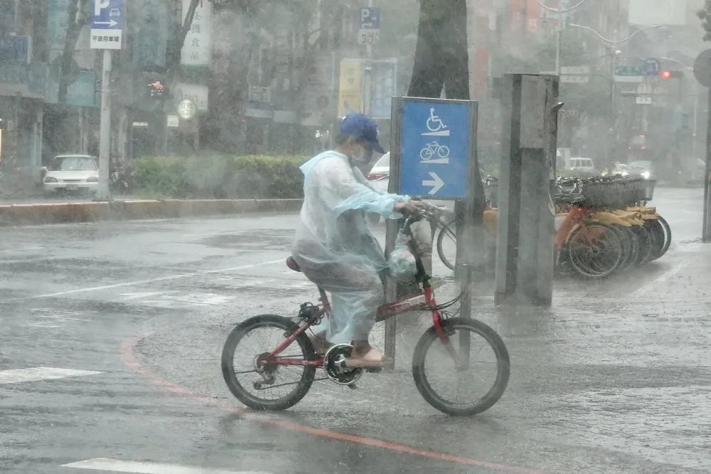 梅雨來了！嘩啦啦下一整周　這2天雨勢最大