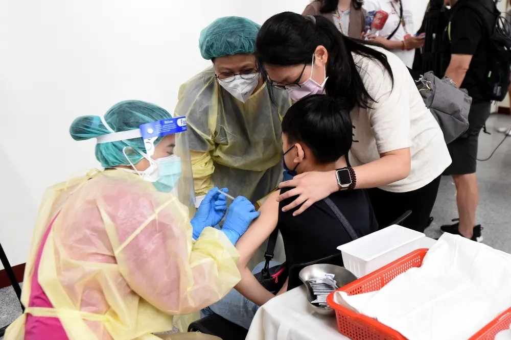 【中重症+344】新增3兒童、1少年　最小僅４歲