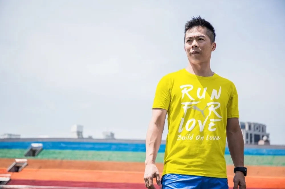「超馬好手」林義傑打擊非法下載　涉「包攬訴訟營利」20萬交保