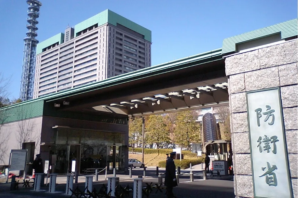 日本防衛省擬設立「統合司令官」之觀察