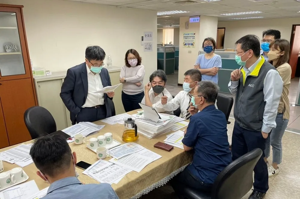 指揮中心4人染疫！周志浩2度躲過　陳宗彥曝最新健康狀況　