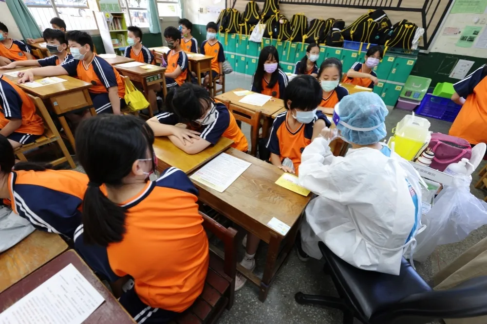 【兒少重症+5】MIS-C首見青少年個案　再增2歲童腦炎