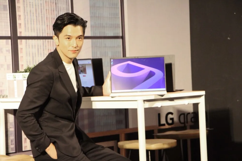 商務筆電首選！LG 新一代 gram 系列筆電主打輕薄、電池續航力逾 20 小時　男神邱澤也愛用