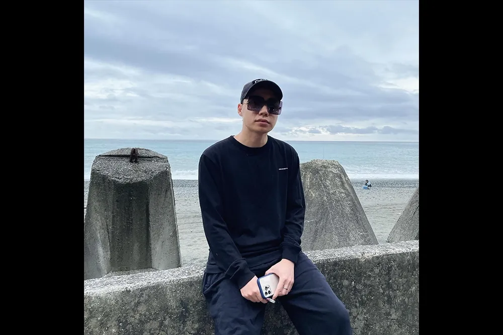 悔不當初！Toyz 涉賣大麻出庭全認罪　律師求輕判：他國中畢業且不熟台灣法律